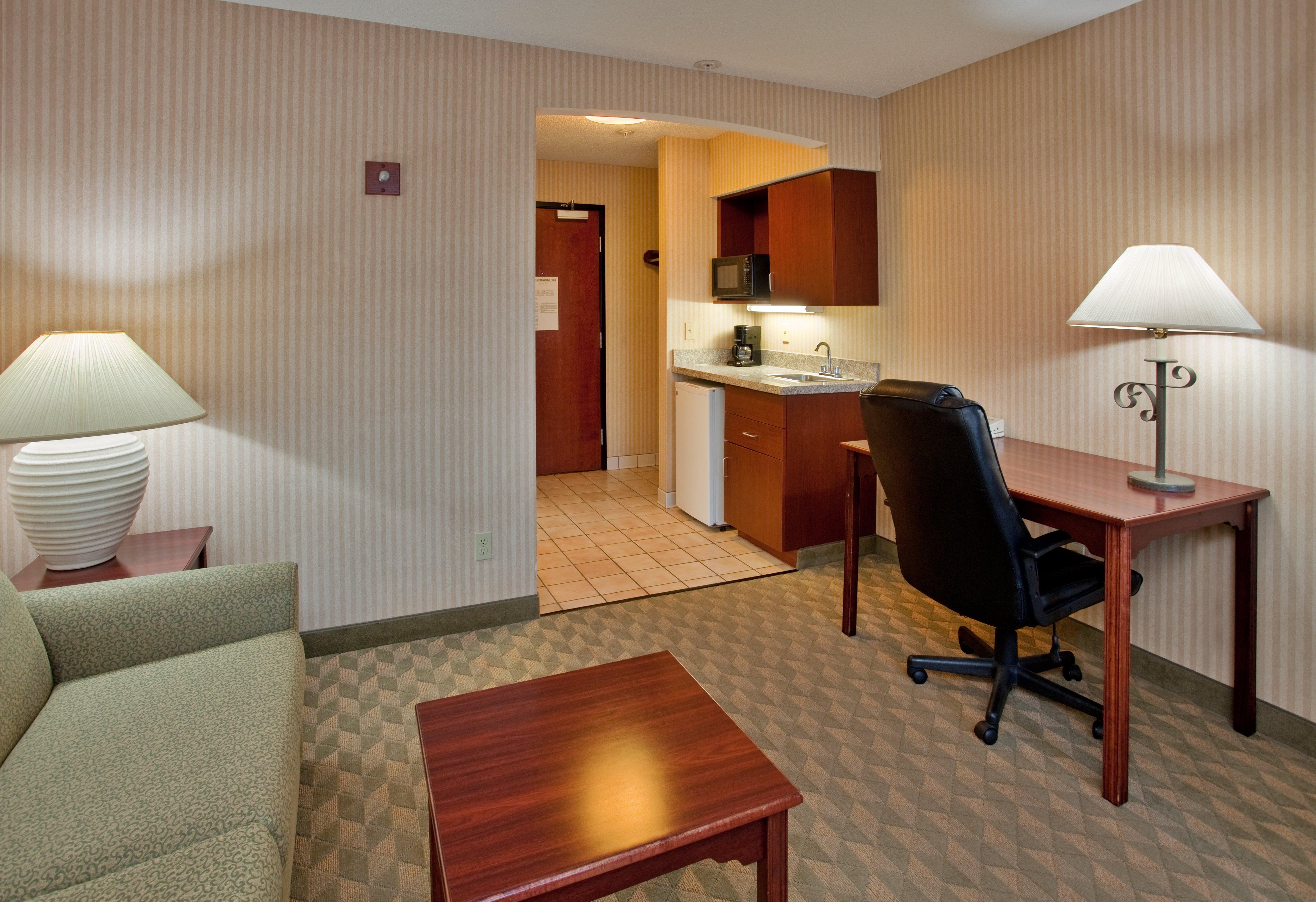 Spark By Hilton Lansing Bagian luar foto