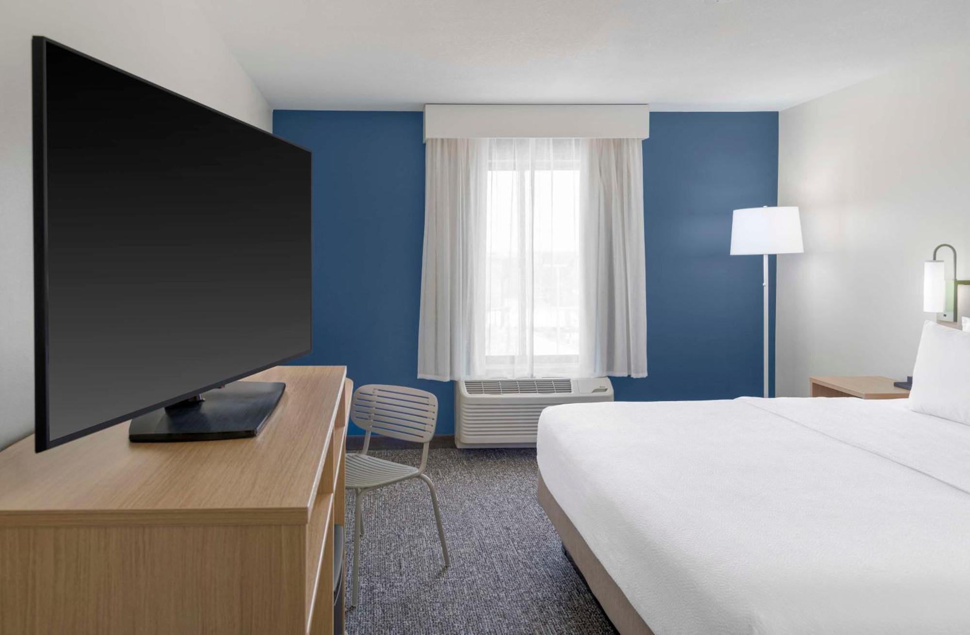 Spark By Hilton Lansing Bagian luar foto