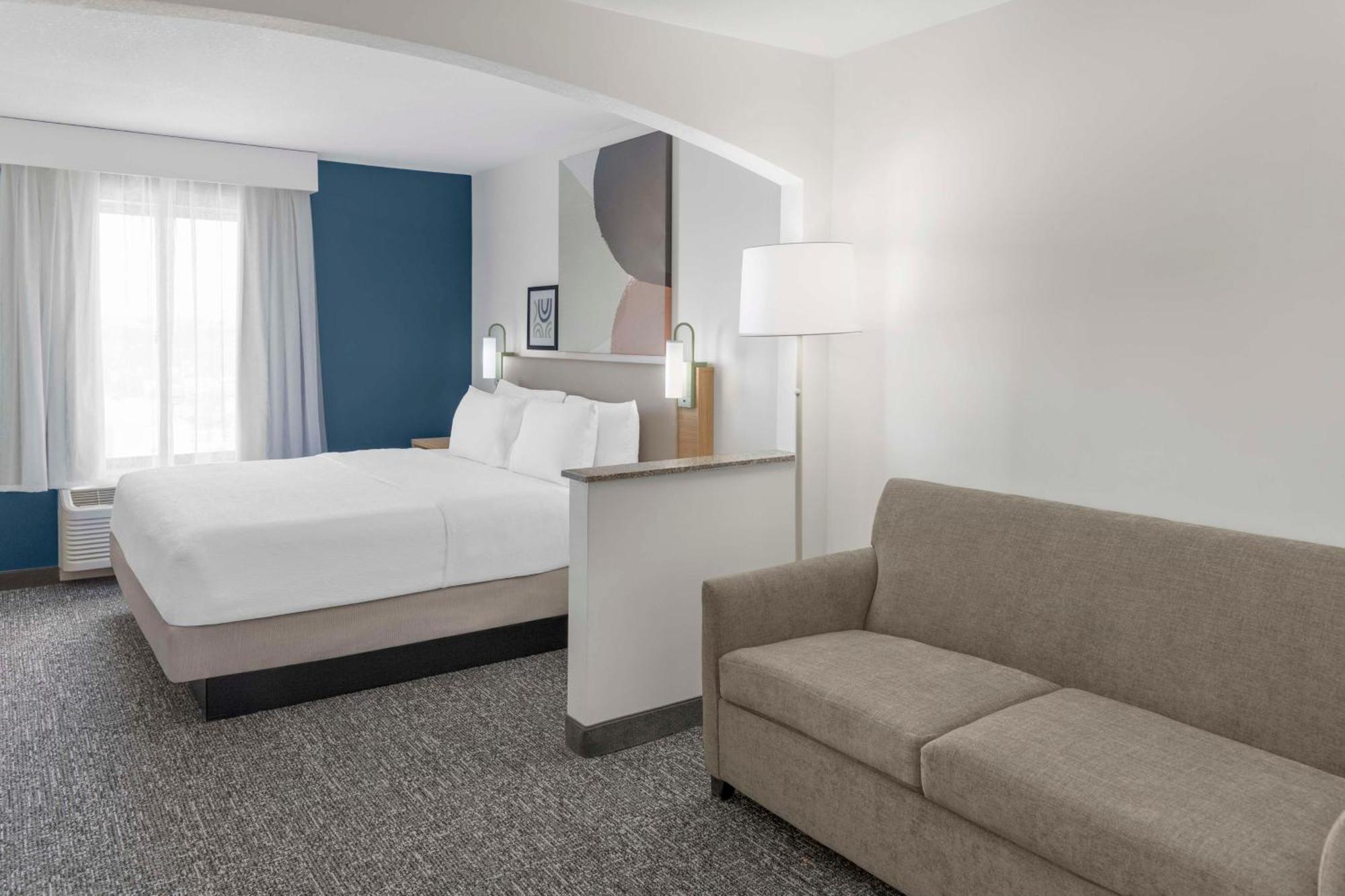 Spark By Hilton Lansing Bagian luar foto