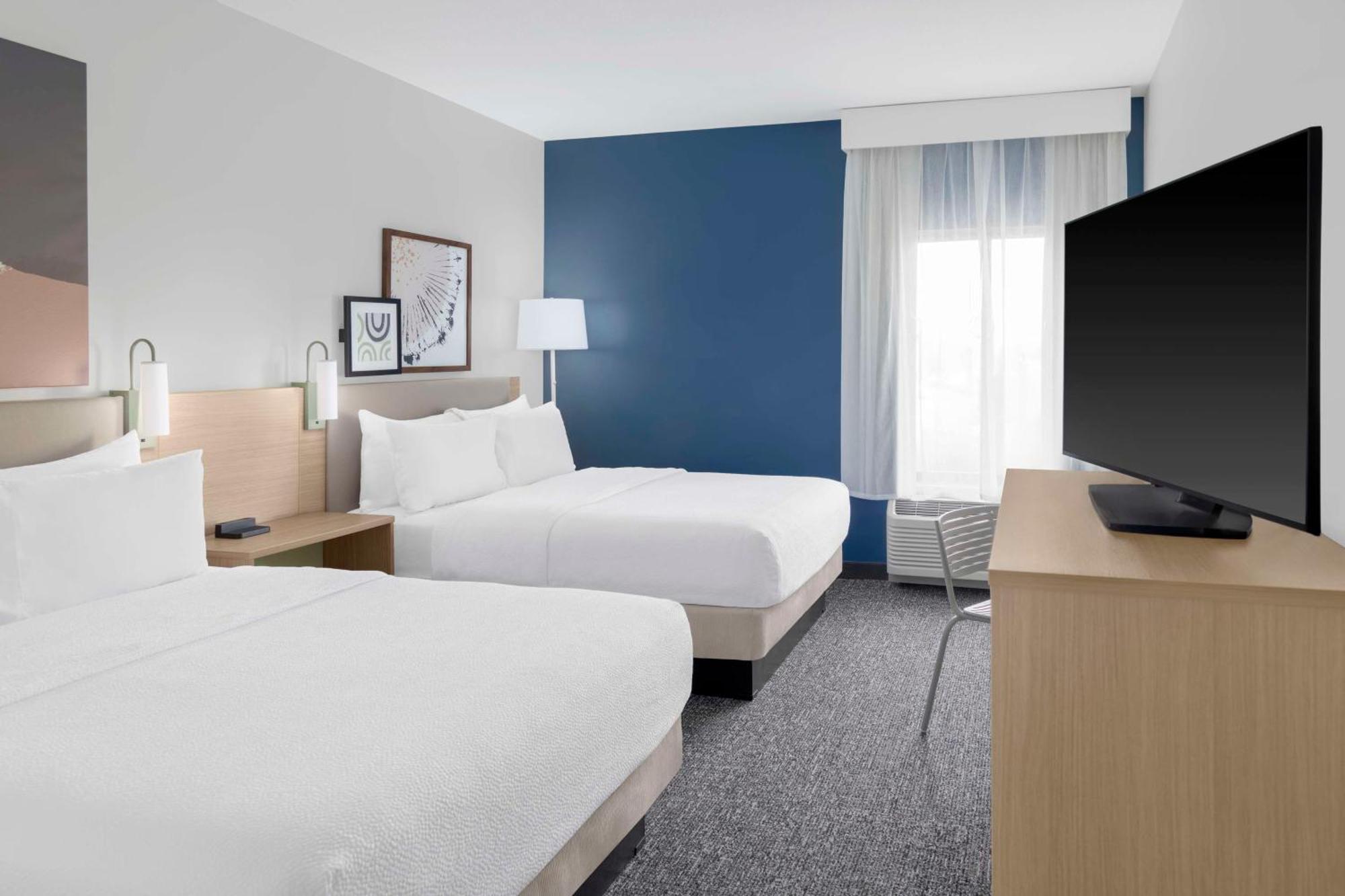 Spark By Hilton Lansing Bagian luar foto